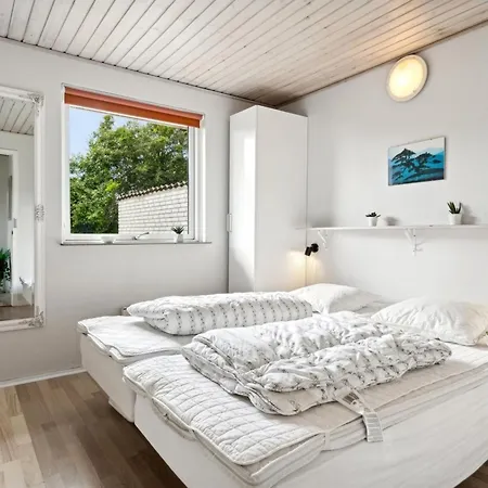 Nyaraló Matthias - 300m From The Sea By Interhome *