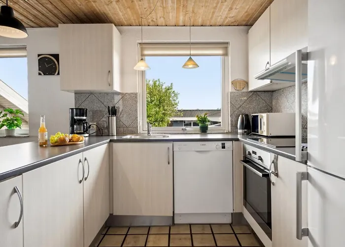 Dom wakacyjny Matthias - 300m From The Sea By Interhome